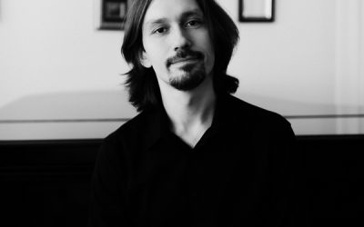 26.03.2022 – CONCERT: Georgy Voylochnikov (piano) presents works by L. v. Beethoven, Clara Schumann, Johannes Brahms and Claude Debussy